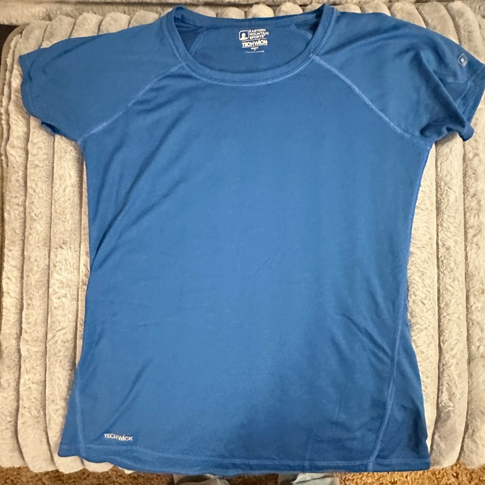 🌺🌸🌼BOGO Eastern Mountain Sports Blue Fitted Raglan T-Shirt